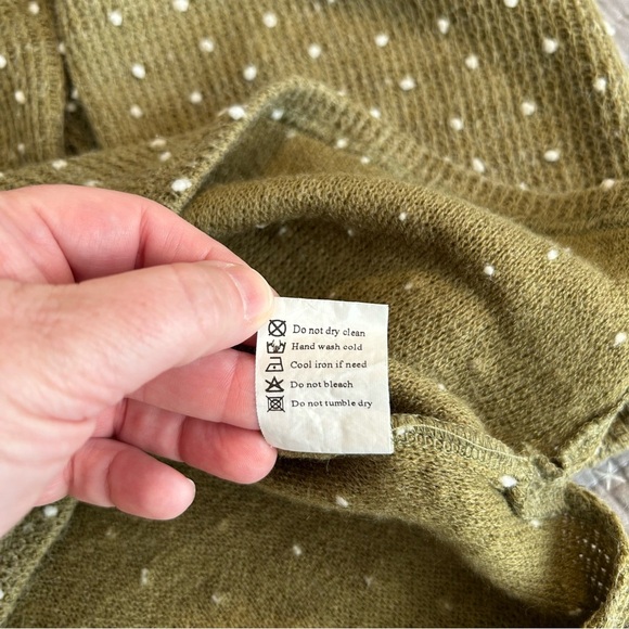 Cozy Olive Green Top with Cream Dots - Picture 5 of 7